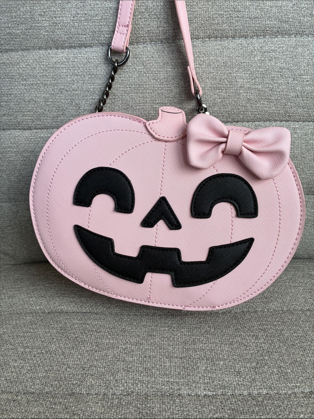 MAD Engine Fine By Me
Pink Jack-O-Lantern Pumpkin Crossbody Bag